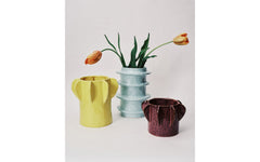 Molly flower pot 02 - aubergine
