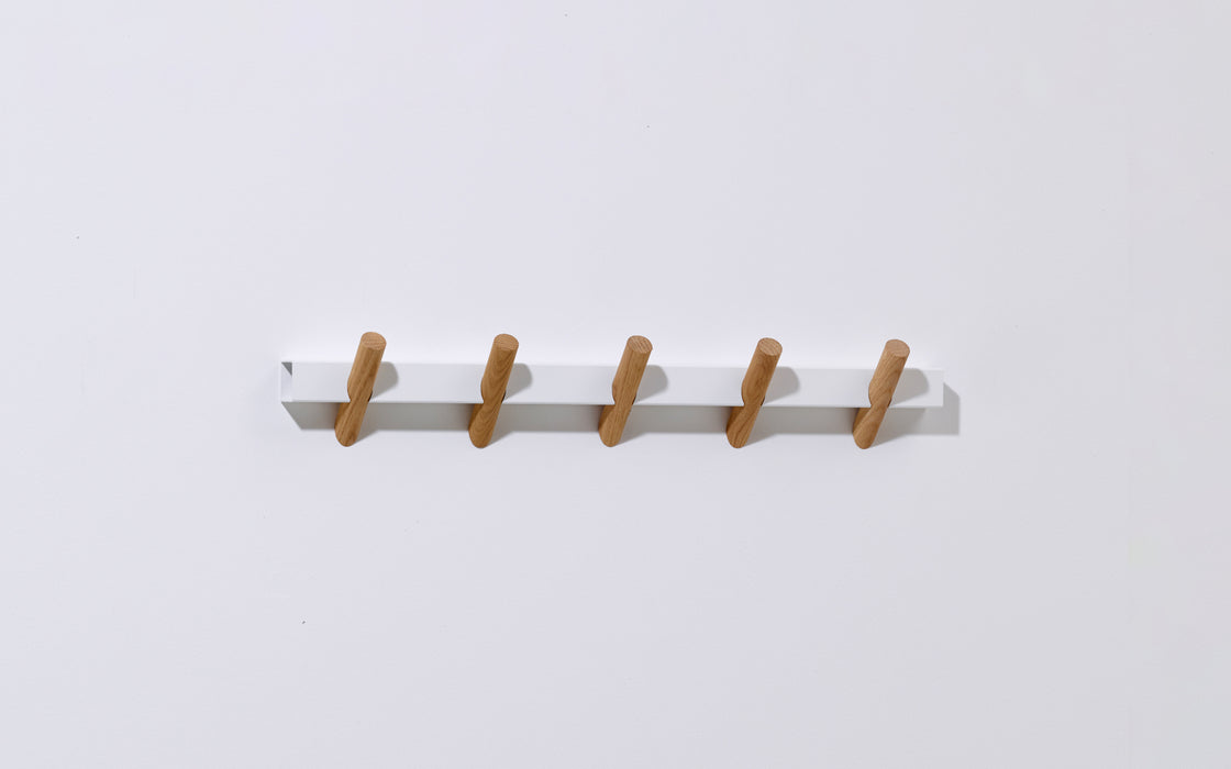 Crosscut coat hooks
