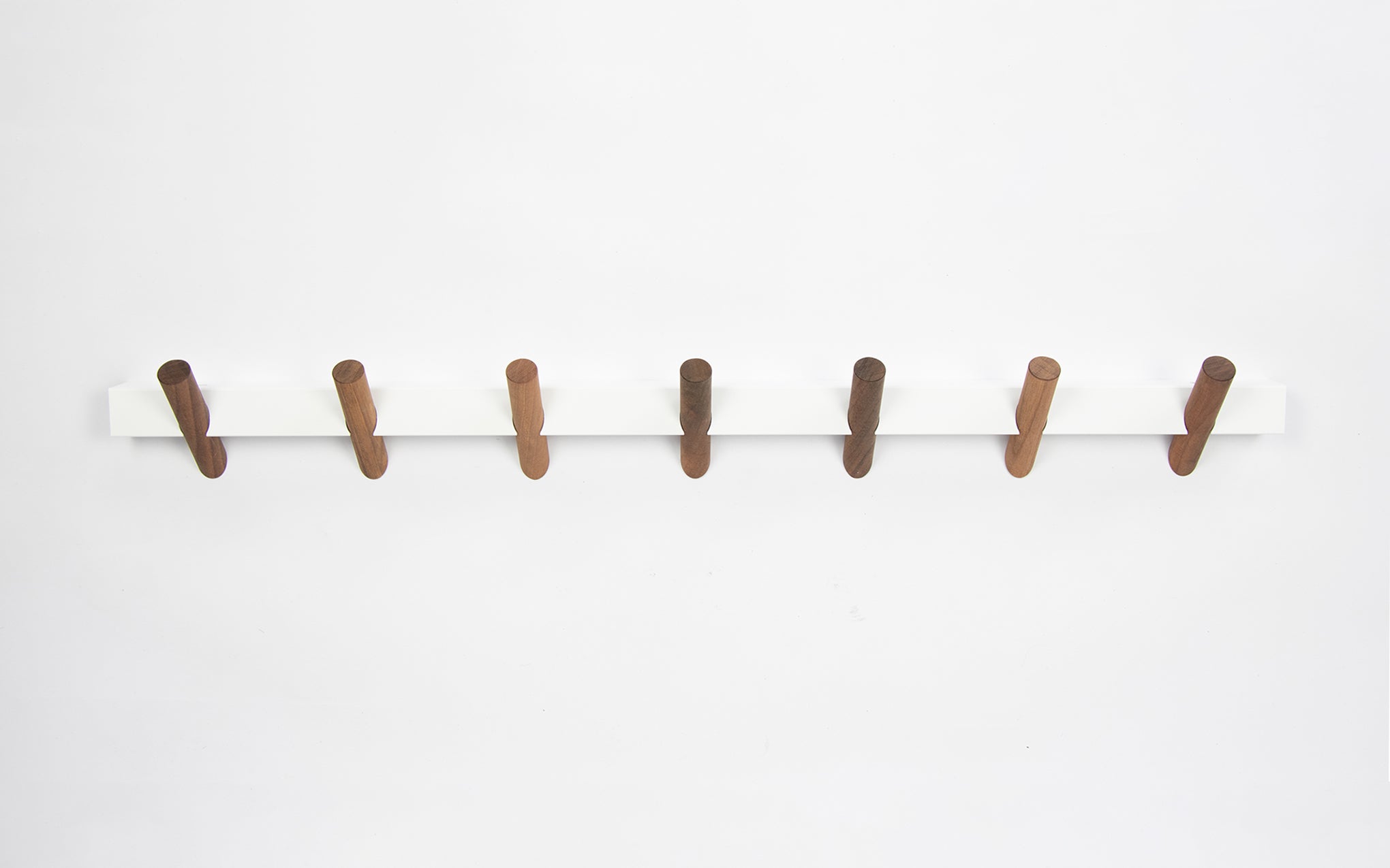 Crosscut coat hooks