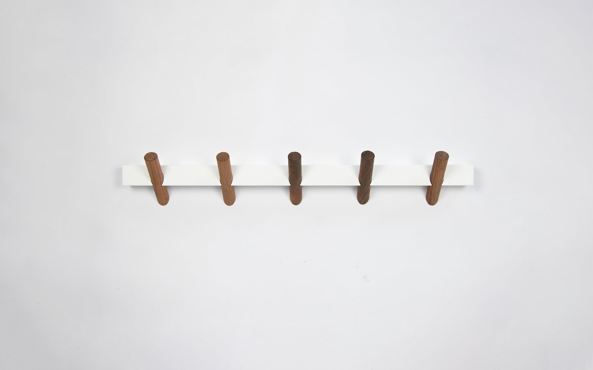 Crosscut coat hooks