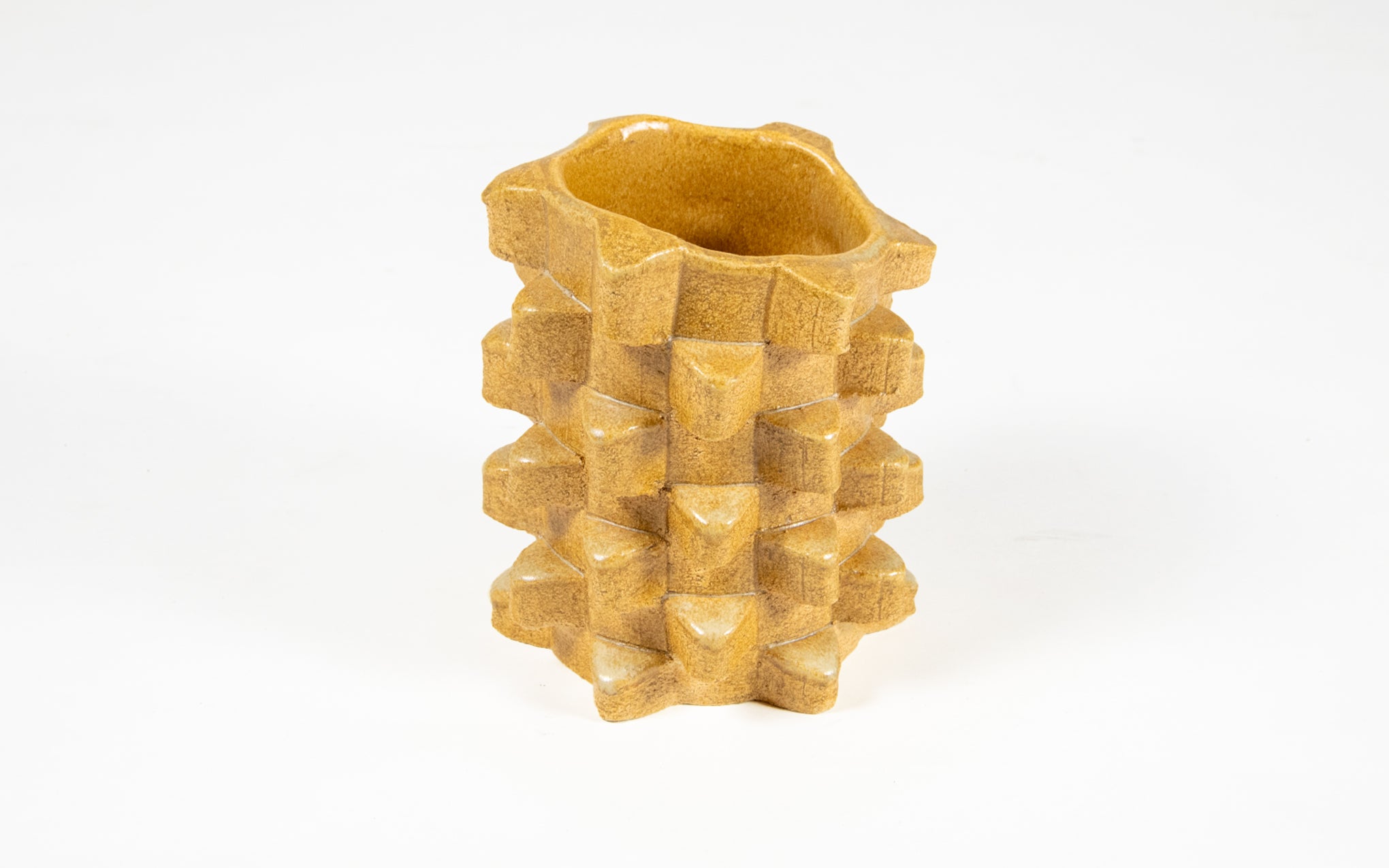 Seventy vase - brown white glaze