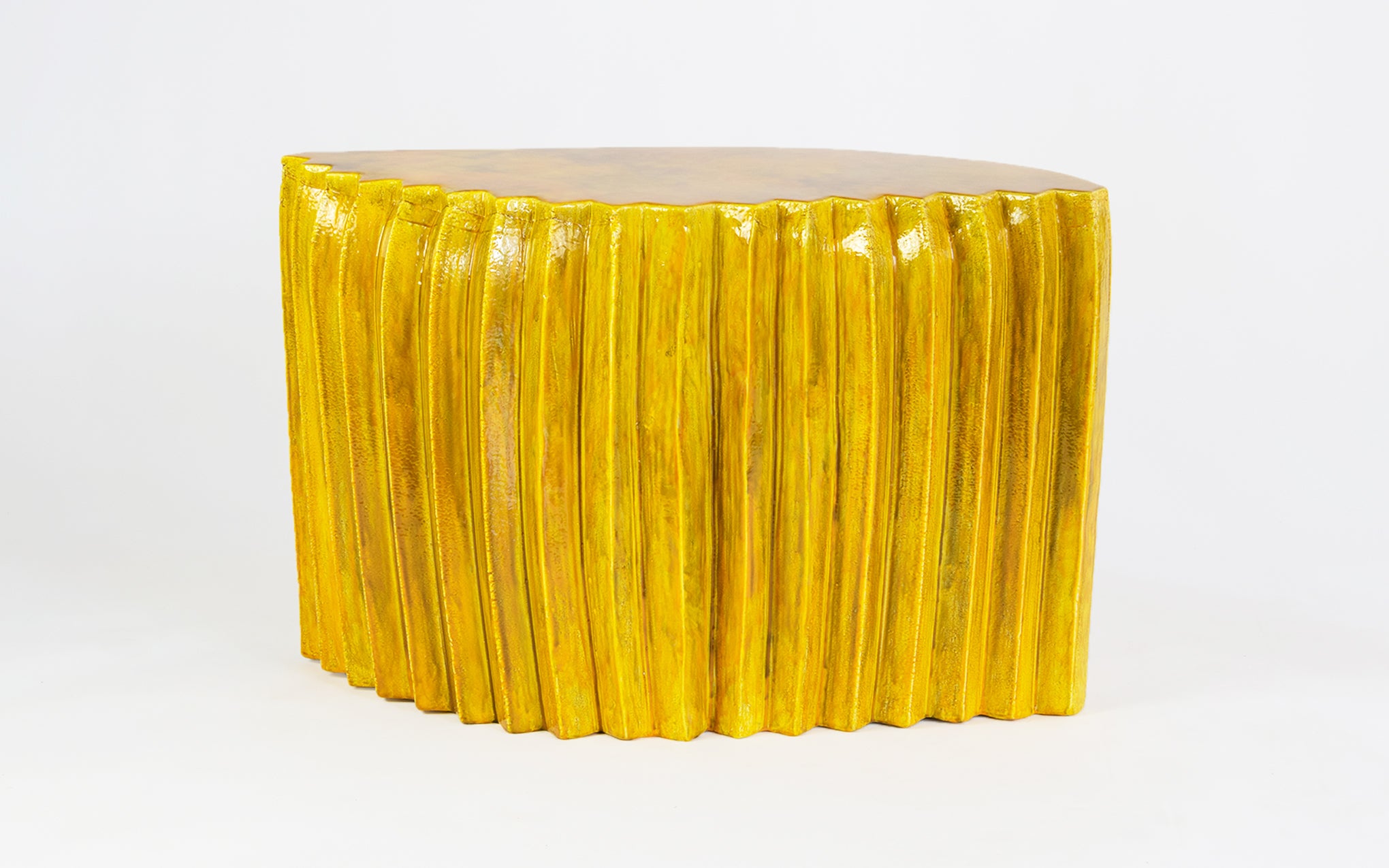 Iguana stool XXL - autumn resin