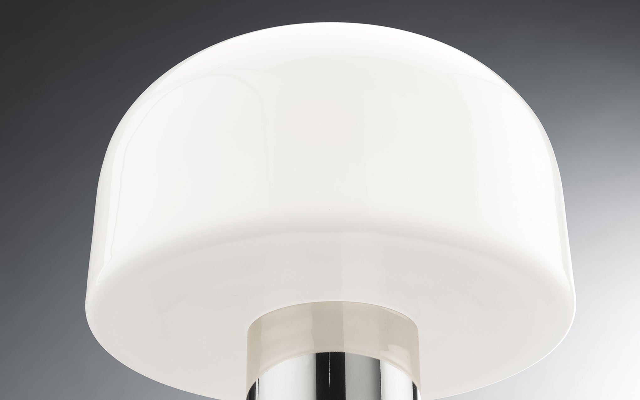 Bellhop Glass T table lamp