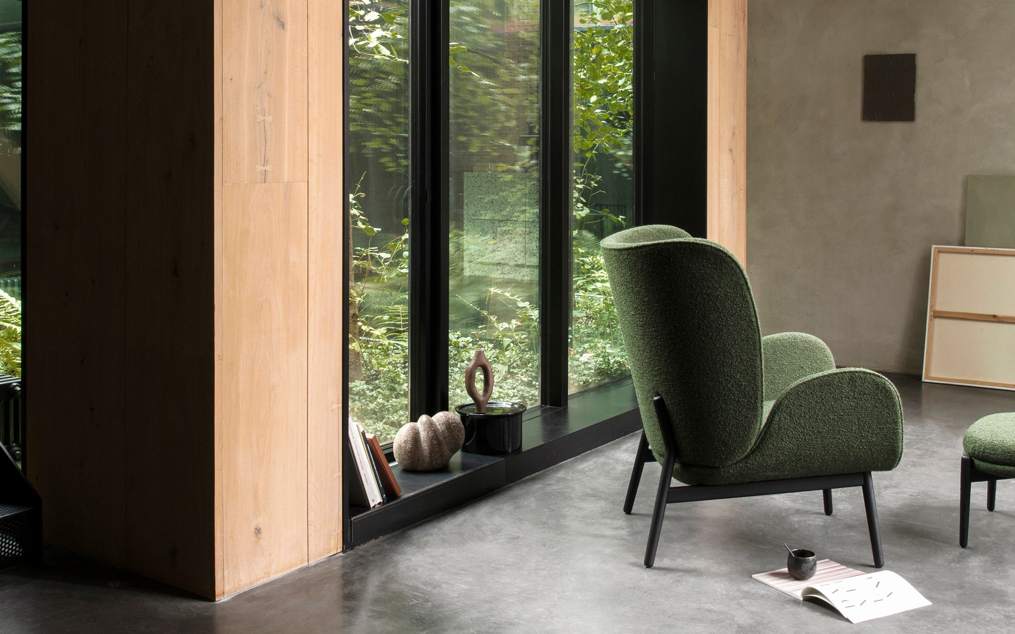 Embrace lounge chair