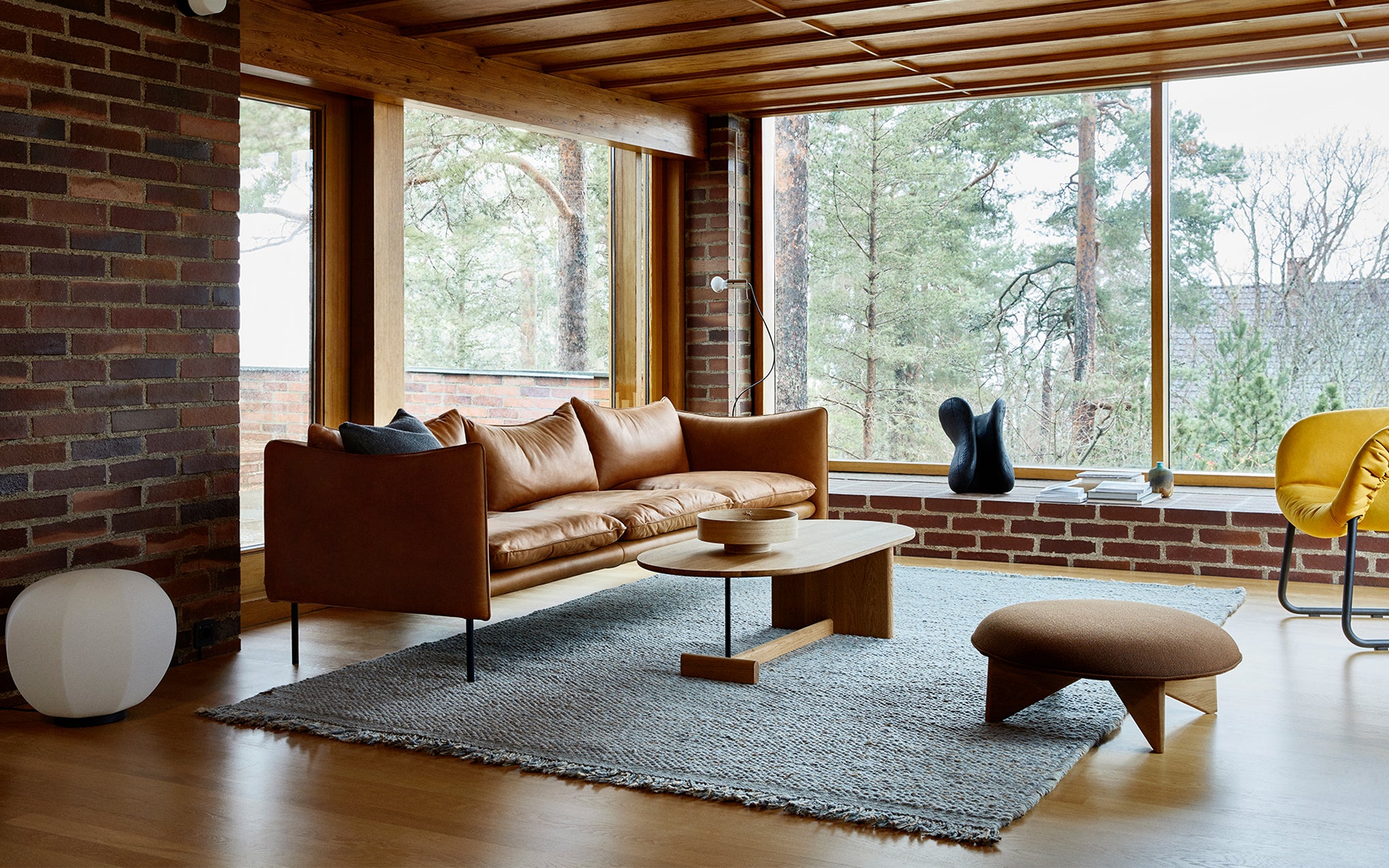 Koku sofa table round