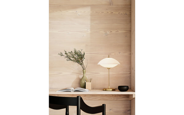 Clam table lamp by Ahm & Lund for Fritz Hansen | SCP