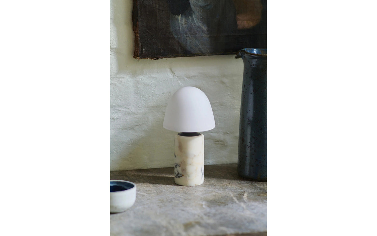 Fuse portable lamp