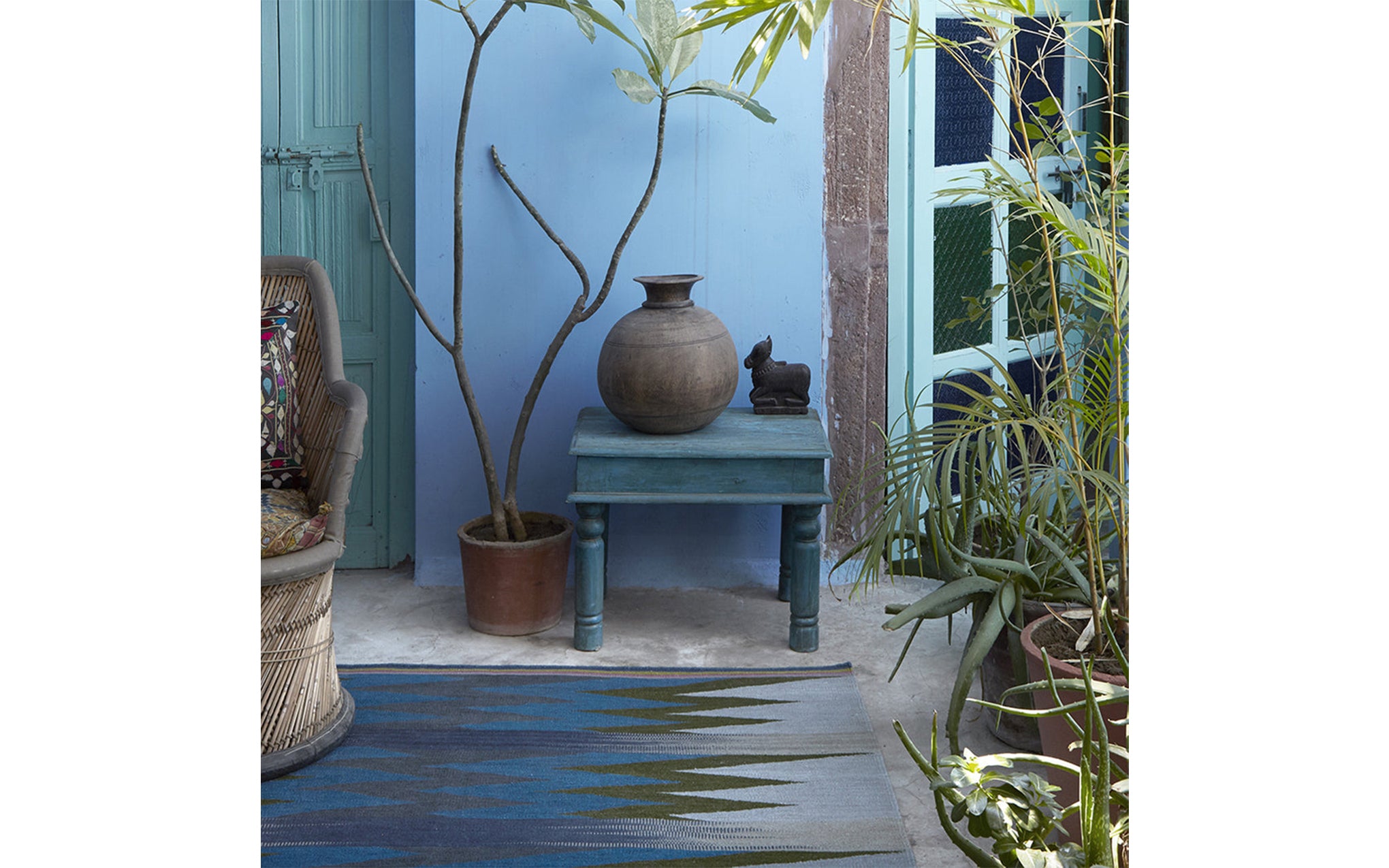 Zigzag Blue flatweave rug