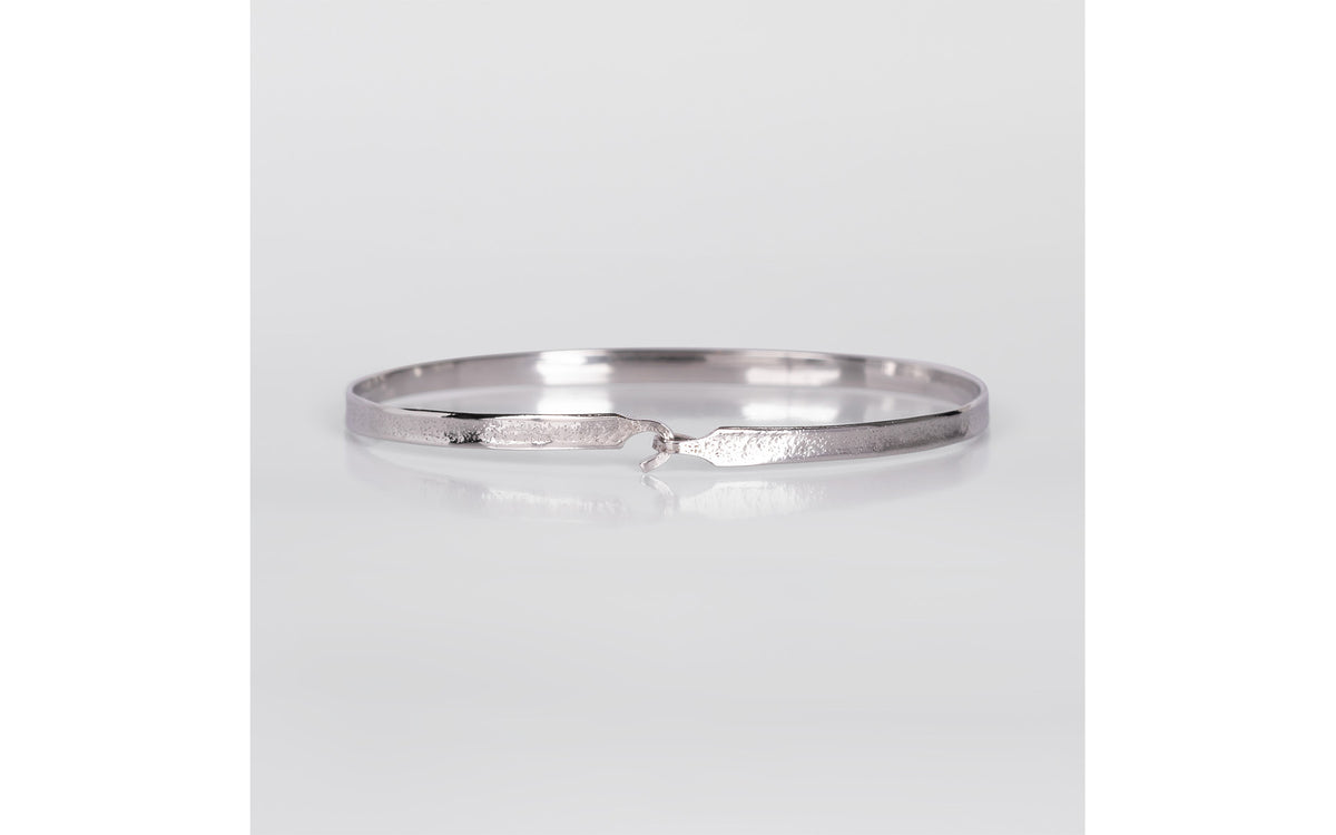 Gray Sim Seal bracelet