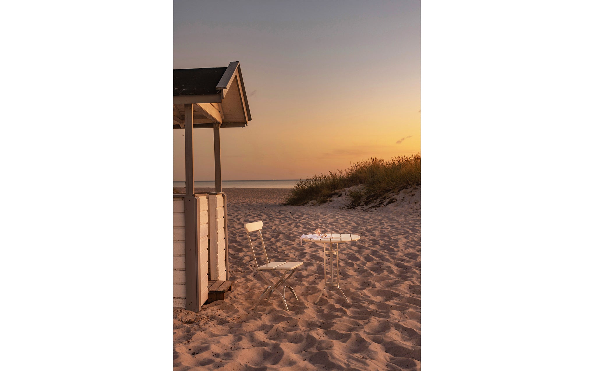 Brewery tripod table