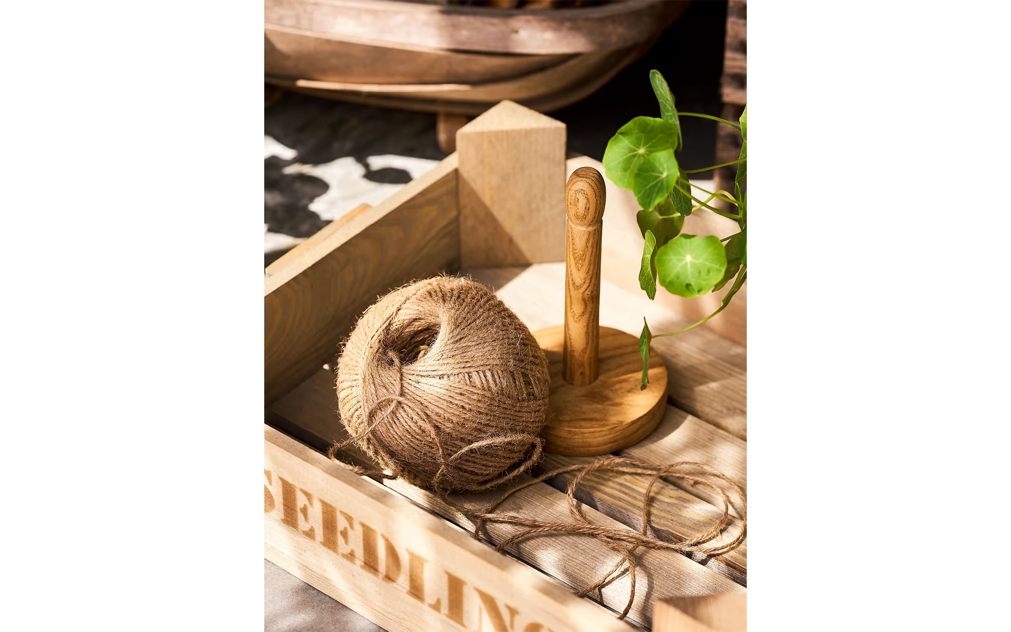 Classic string & string holder set