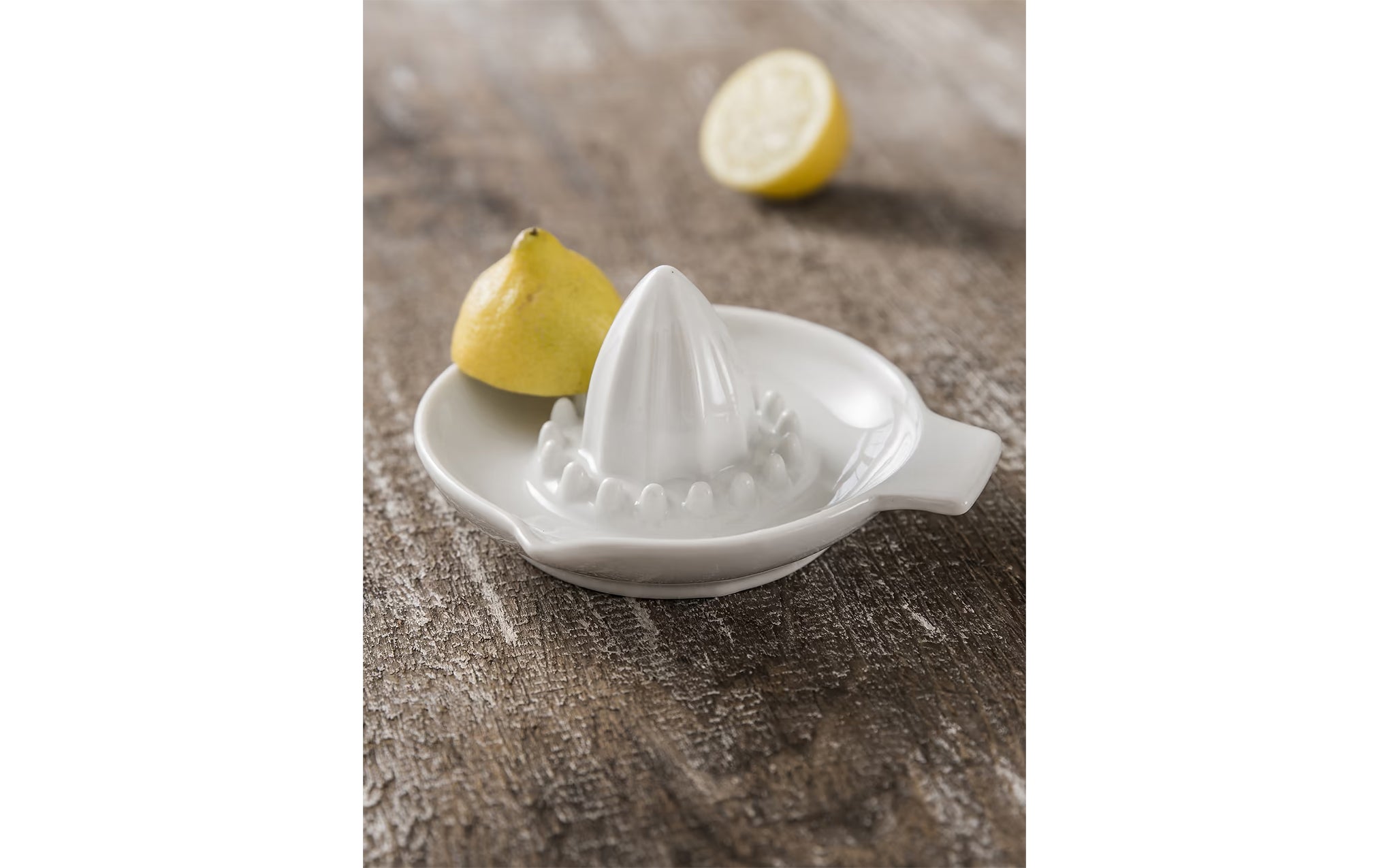 Rialto lemon squeezer