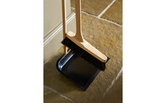 Classic dustpan & brush with beech handle