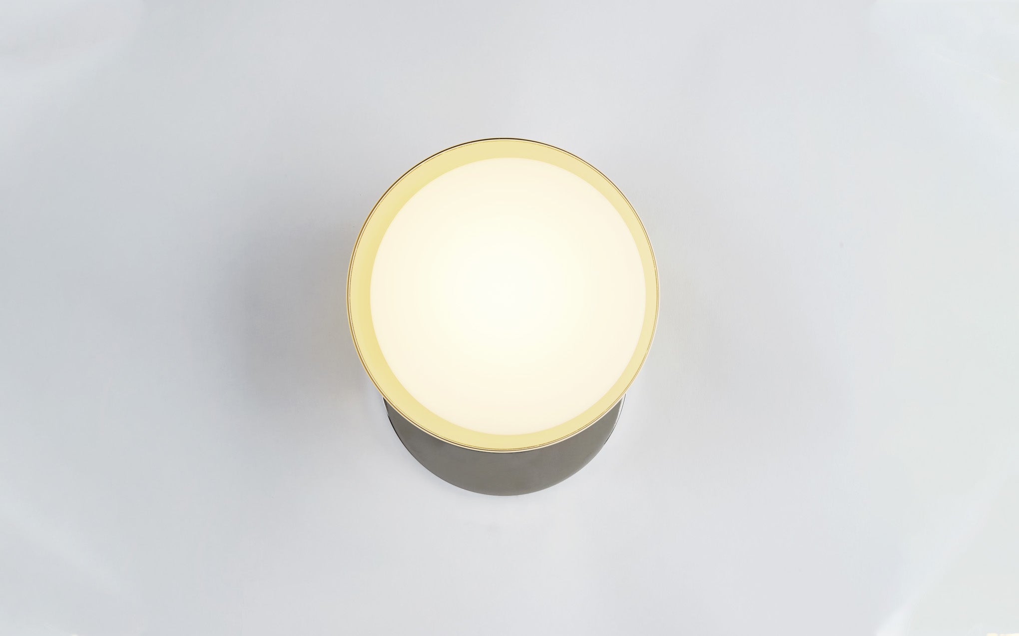 Ex-Display Geode wall light - Polished Nickel w. Cream Glass