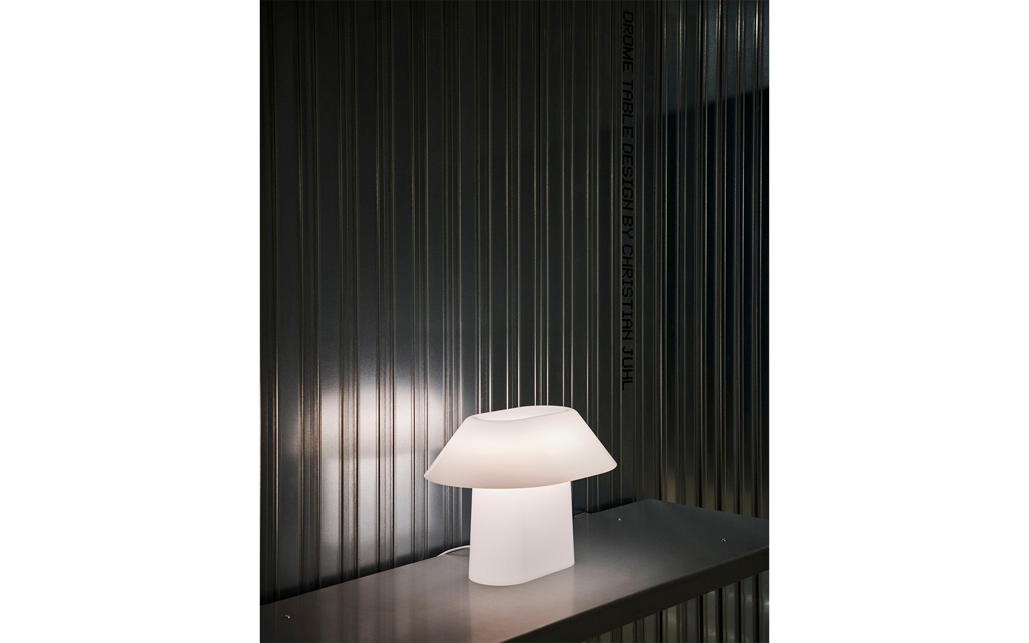 Drome table lamp
