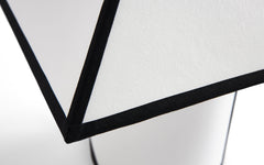 Ava Pyramid table lamp