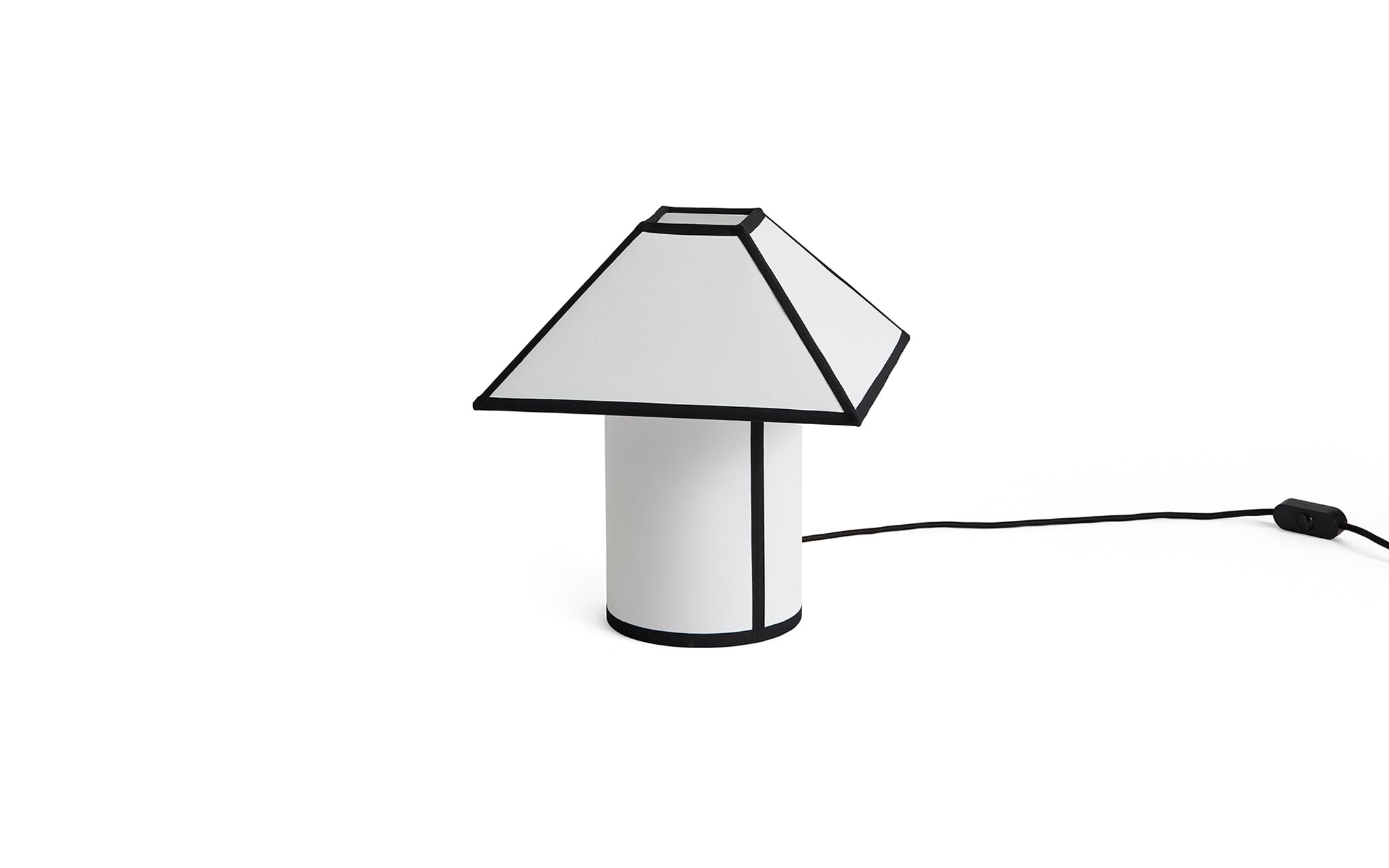 Ava Pyramid table lamp