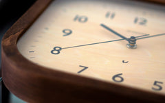 Chambre Calme wall clock