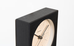 Chambre Line desk clock