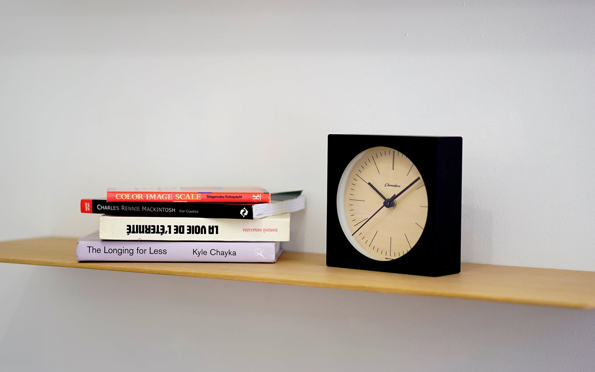 Chambre Line desk clock