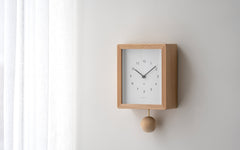 Chambre Blanc wall clock