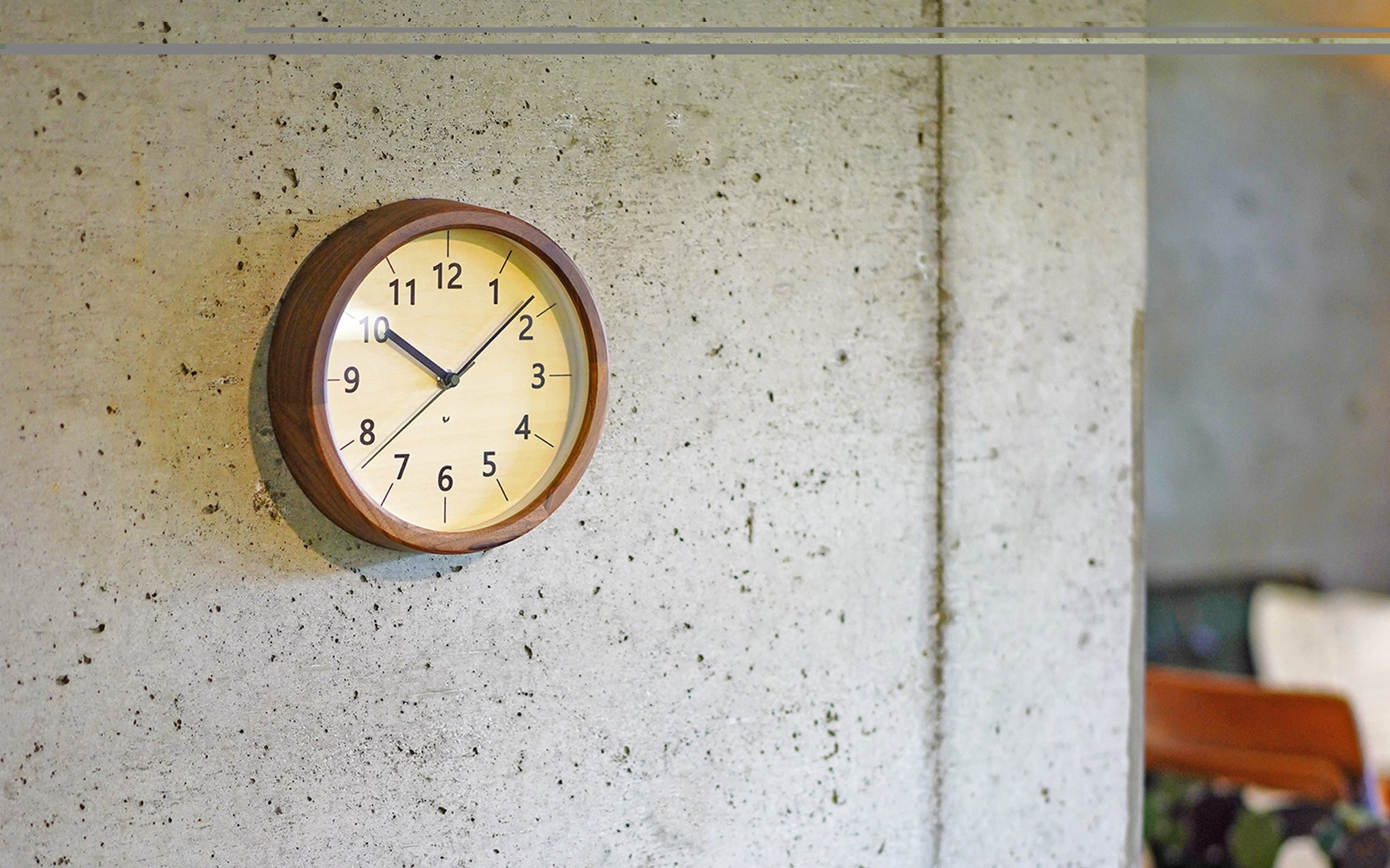 ポーちゃん　CHAMBRE Wall Clock Chambre Small Nut wall clock by Interzero | SCP