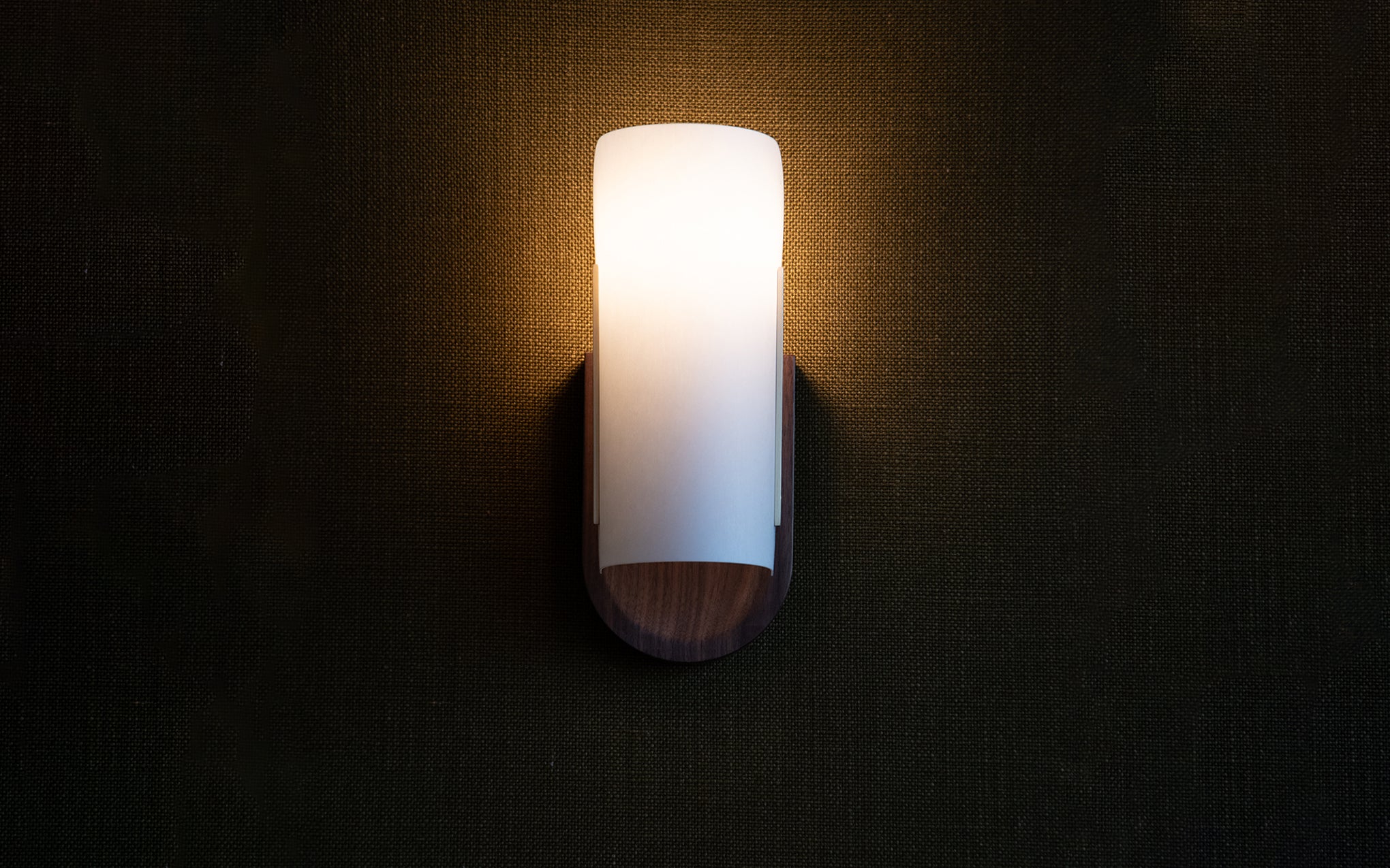 Modernist wall lamp No.1