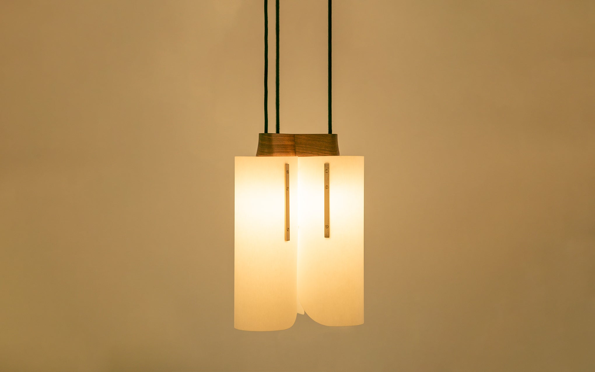 Modernist 3 shade pendant