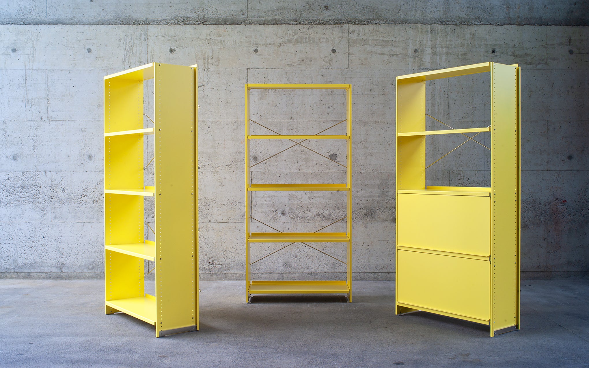 ategisシェルフ Aluminium shelf by Andreas Christen for Lehni | SCP