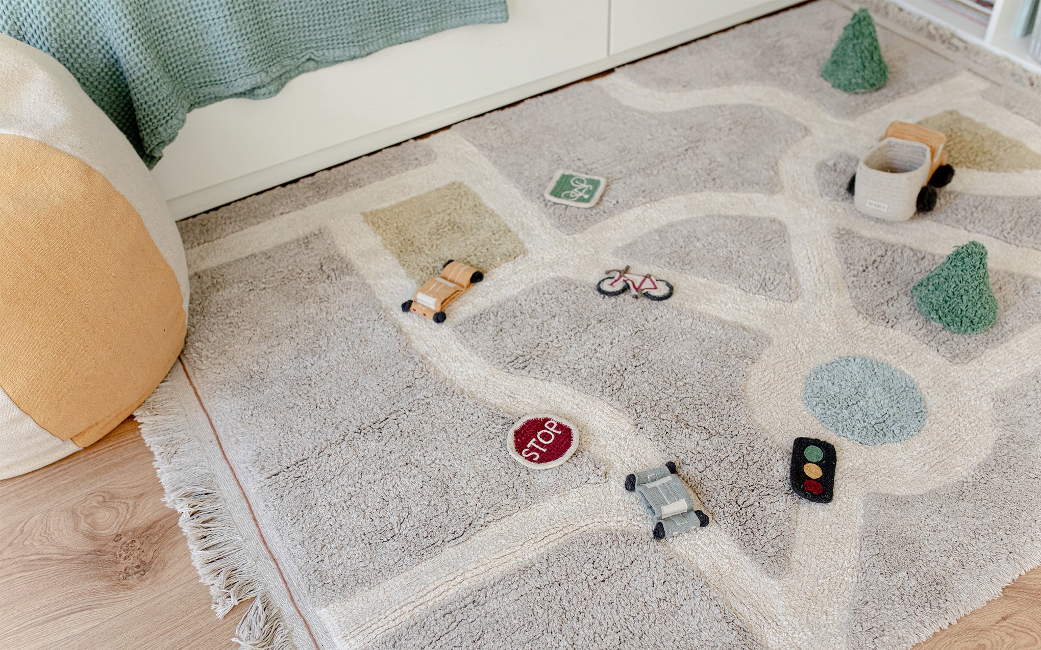 Washable play rug Eco City by Lorena Canals SCP