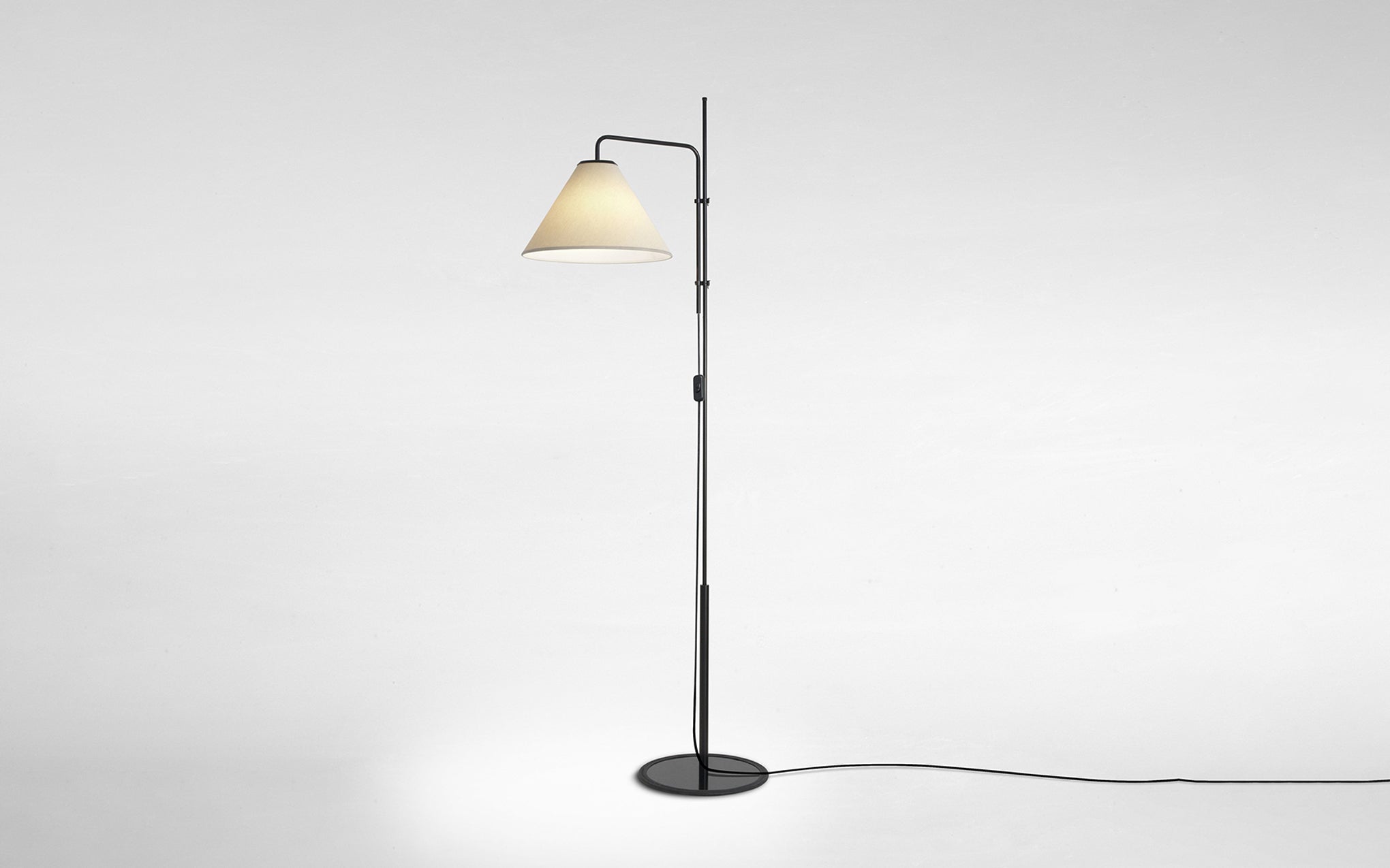 Funiculí floor lamp - fabric shade