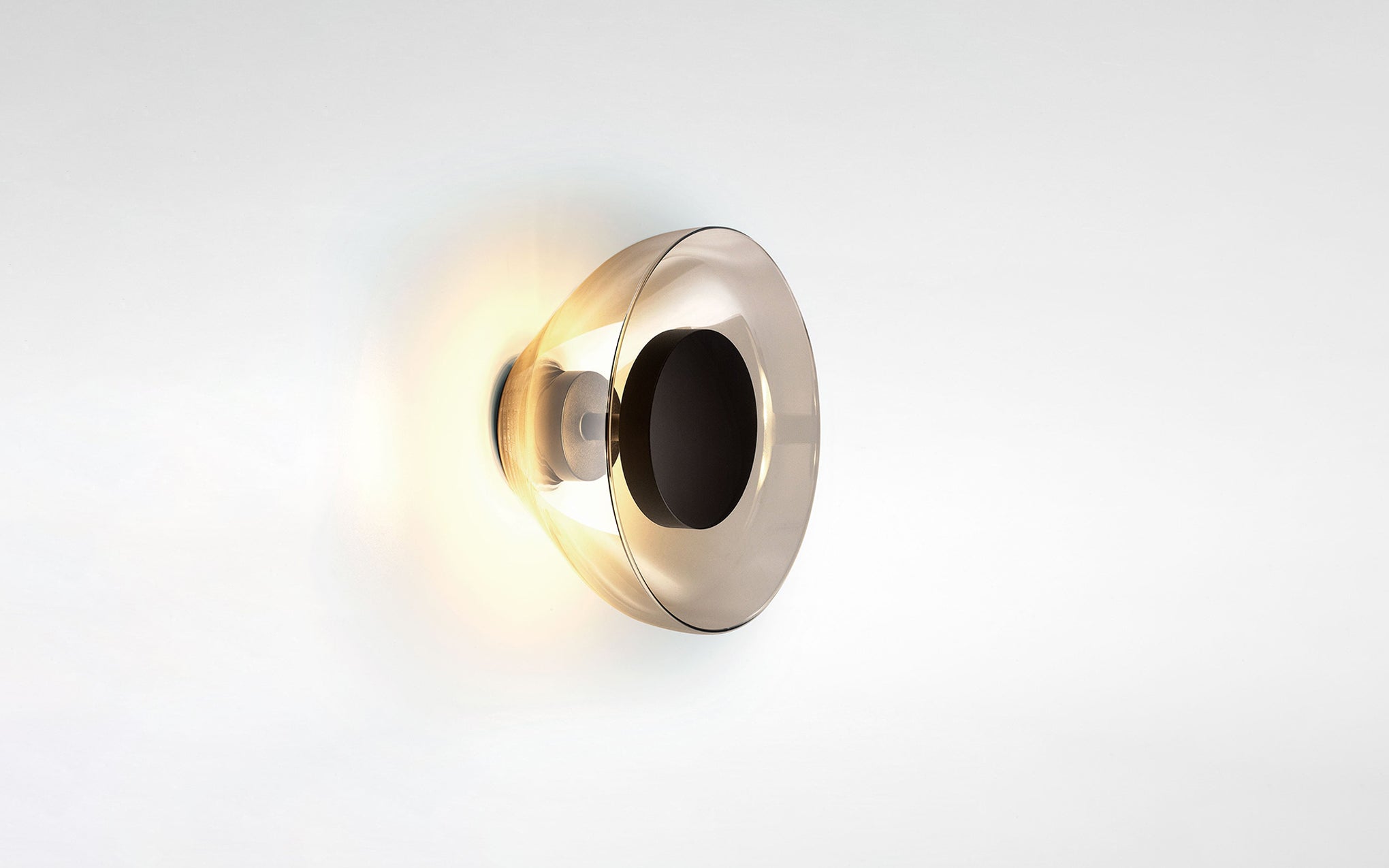 Aura wall light