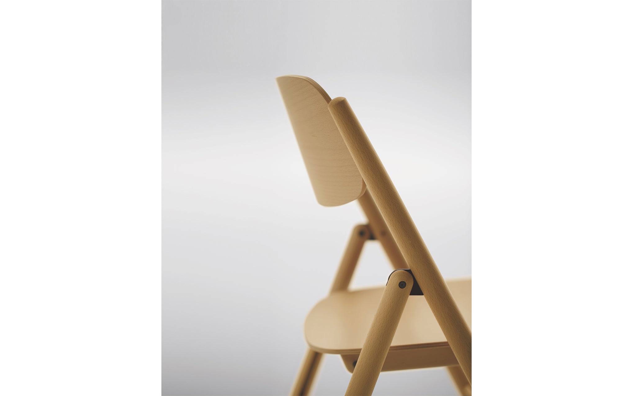 Hiroshima folding chair