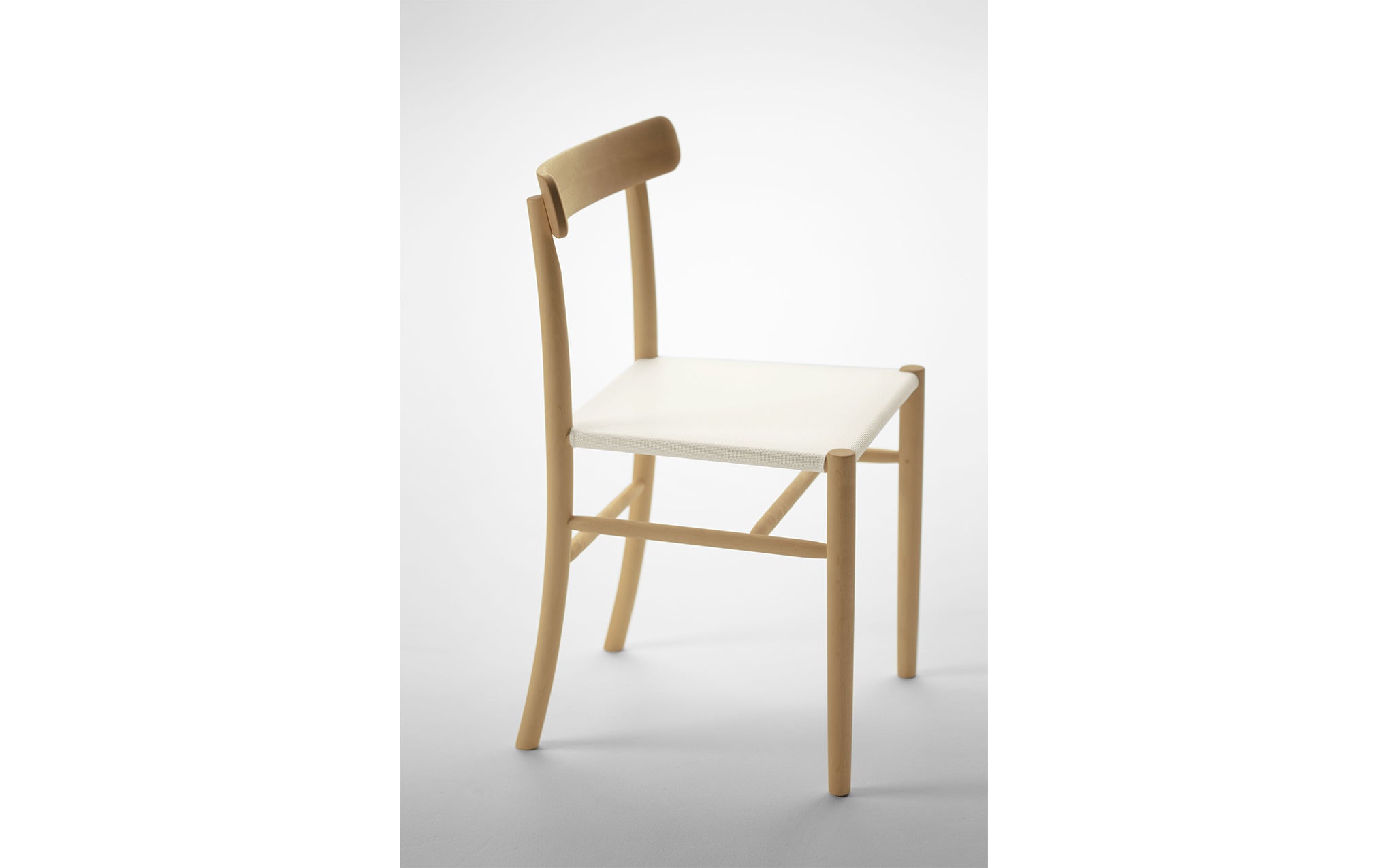 Lightwood chair - mesh seat