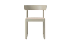 EN chair - cushioned seat