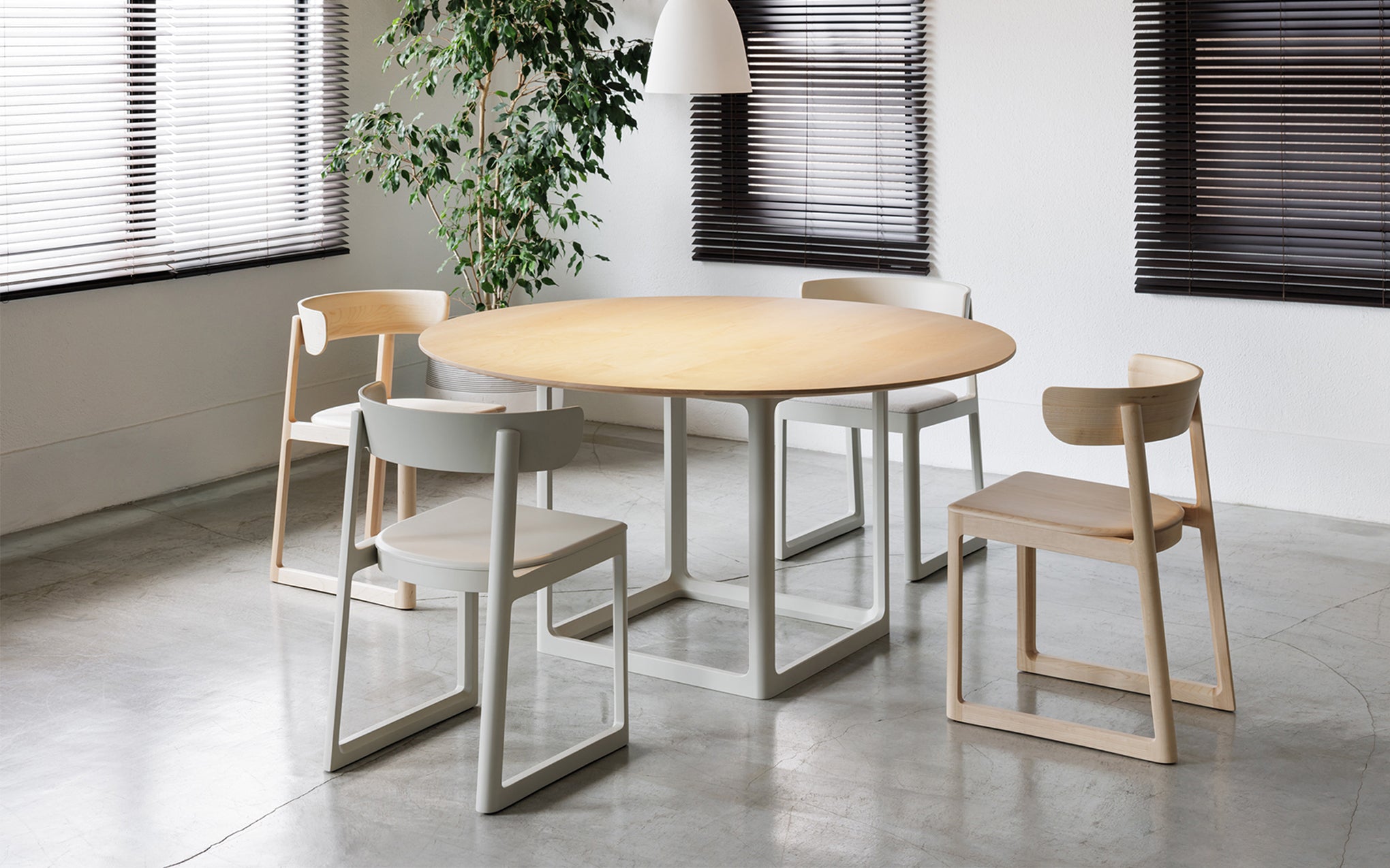 EN chair - wooden seat