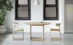 EN chair - cushioned seat