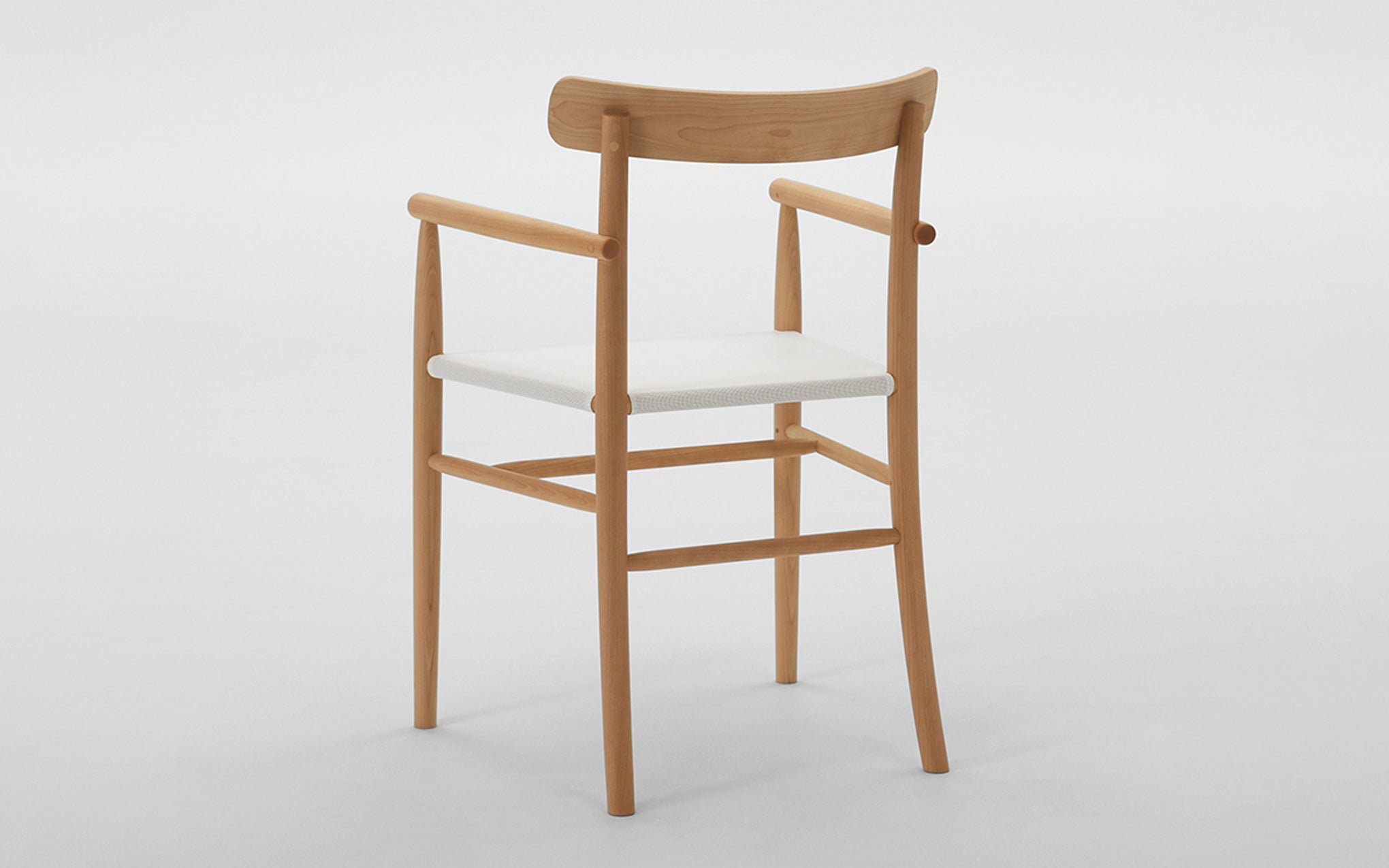 Lightwood armchair - mesh seat