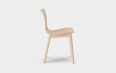 Serif chair
