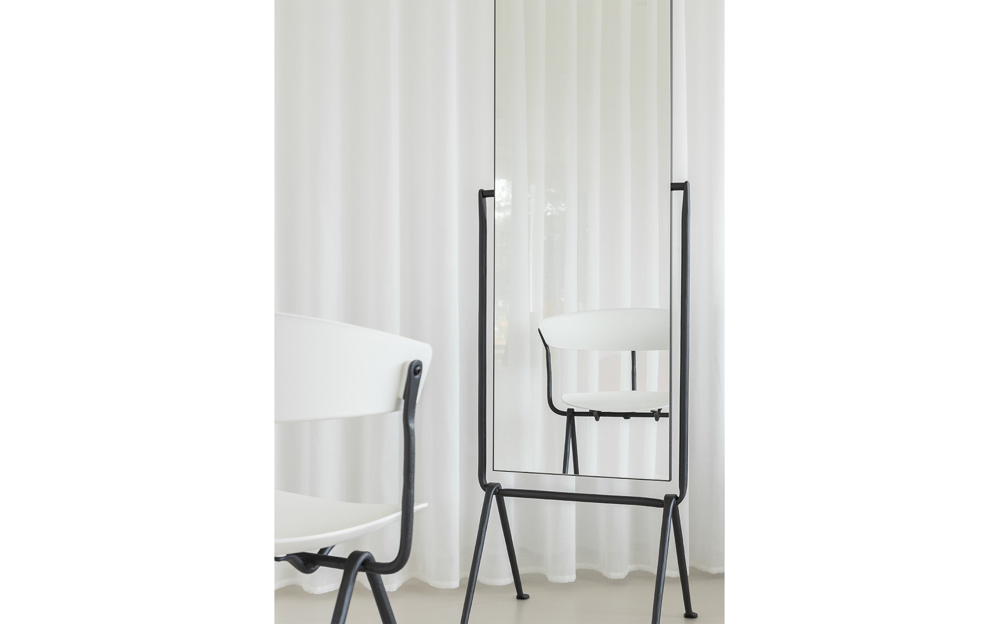 Officina floor mirror