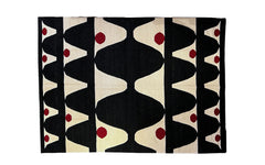 Modern Kelim – black triangles w. ruby dots
