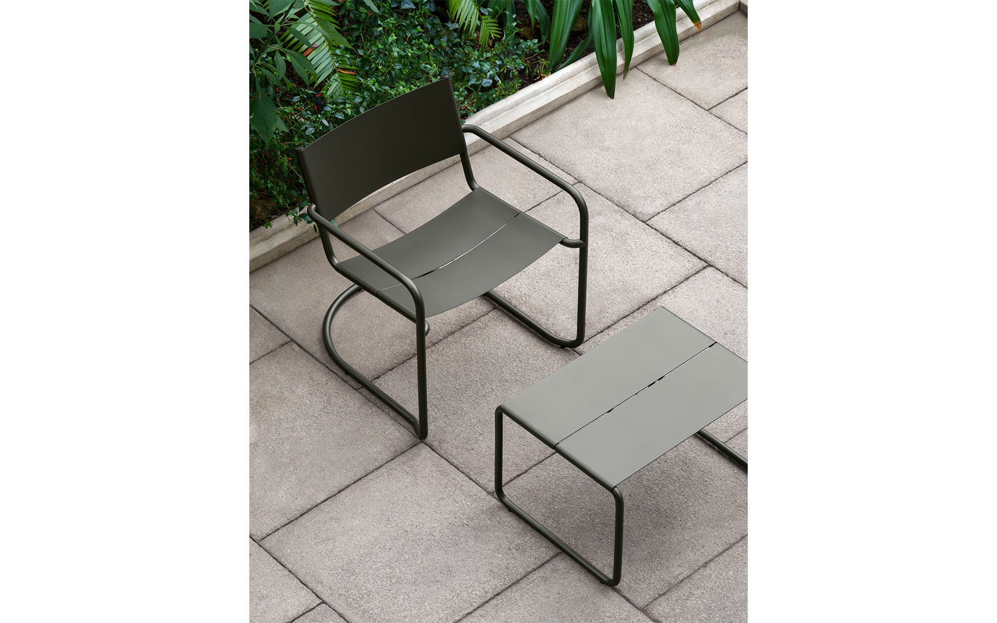 Sine lounge chair by Note Design Studio for NINE | SCP