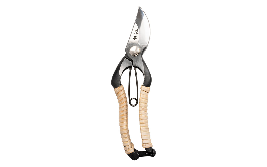 Niwaki Fujimaki rattan secateurs
