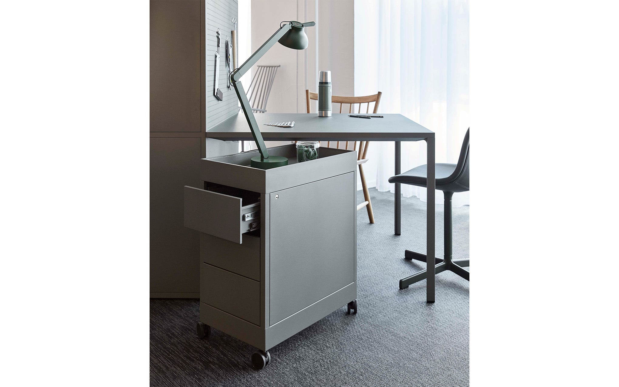 New order trolley B