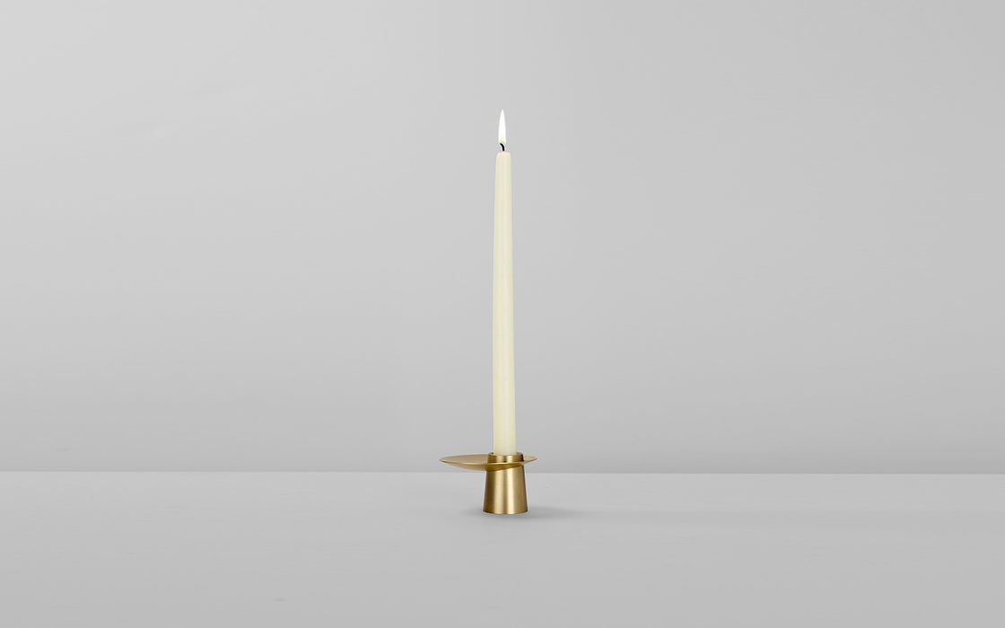 Orbit candleholder 01