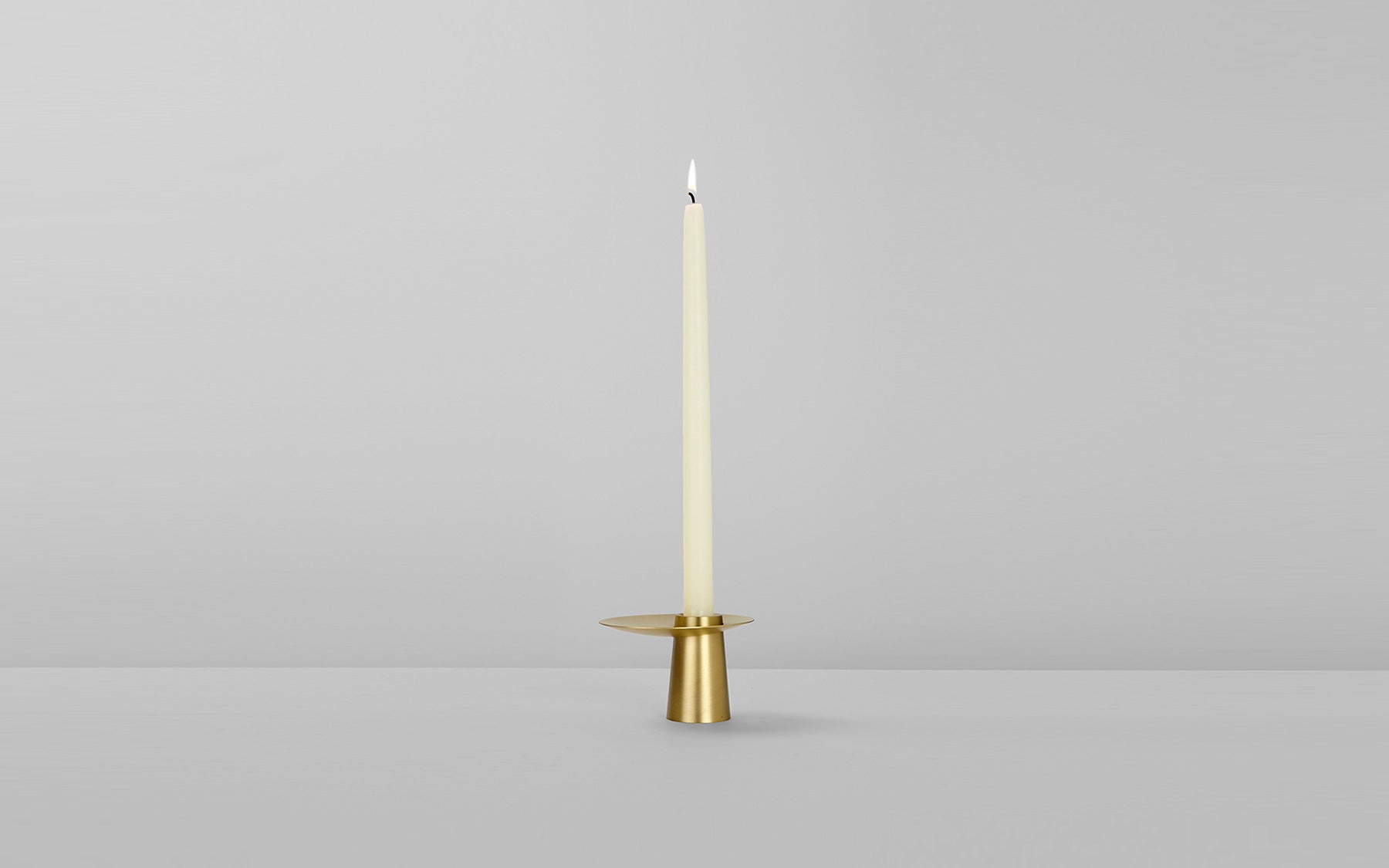 Orbit candleholder 02