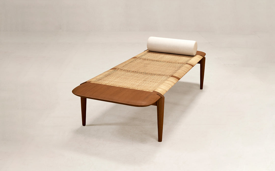 Tangāli day bed