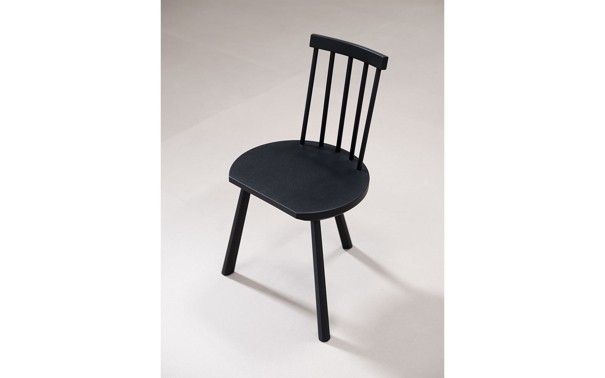 DW 03 chair