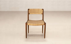 Tangāli dining chair