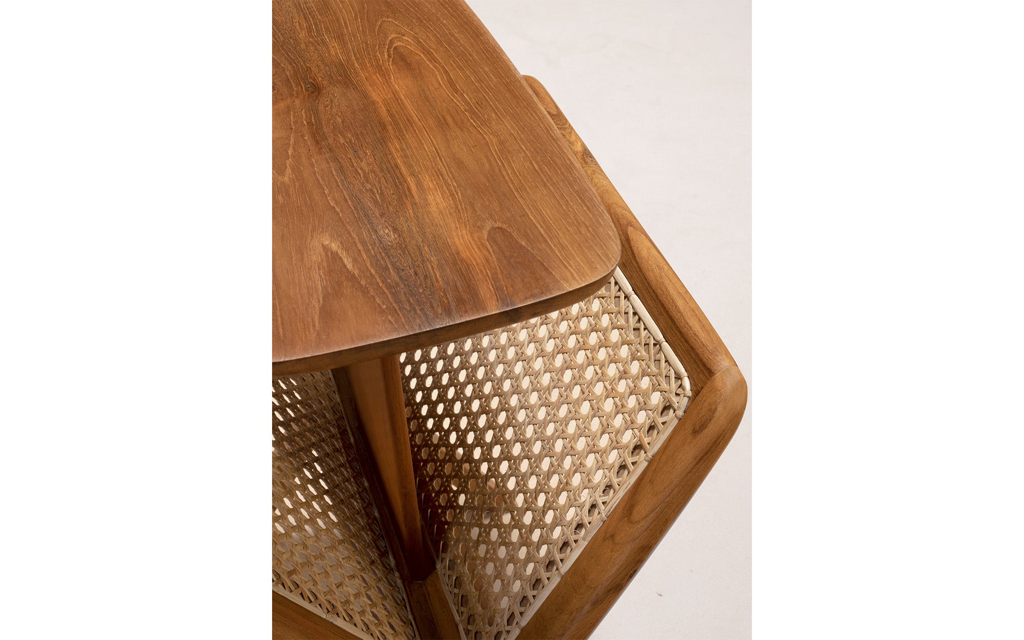 Muṅgāru side table by INODA+SVEJE for Phantom Hands | SCP